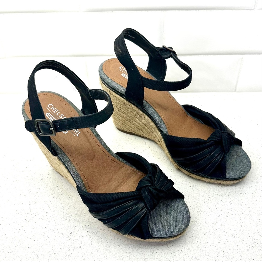 Black Wedges size 7